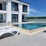 Cemre Villa